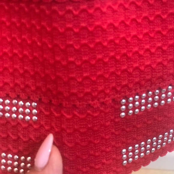 Gorgeous skirt - Picture 3 of 5